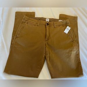NWT GAP Men’s Khaki Pants